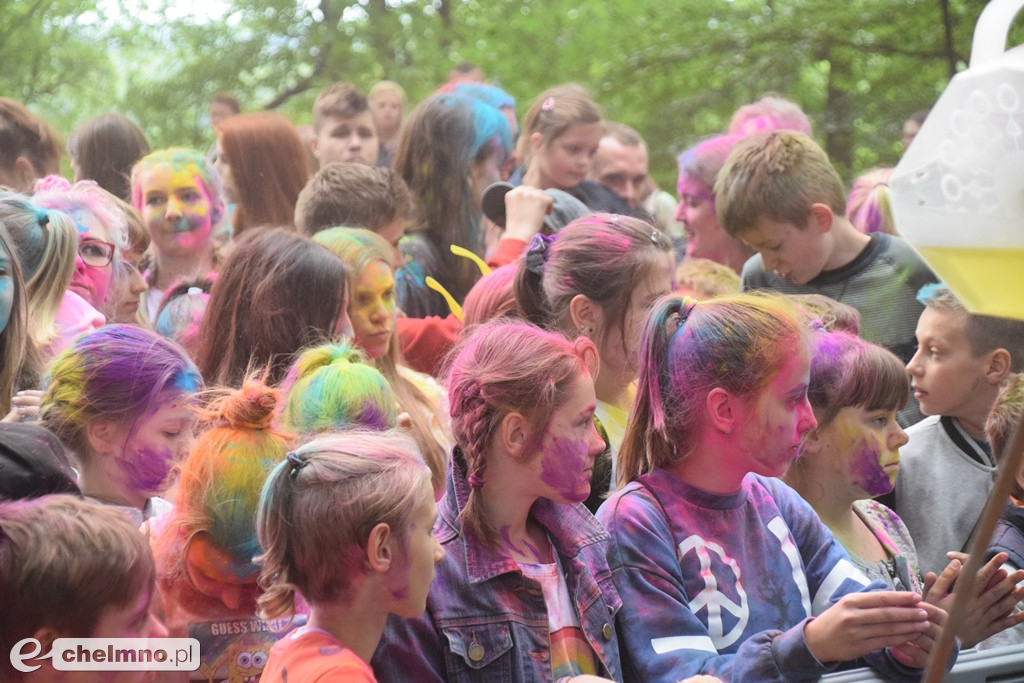 Totalne szaleństwo na Festiwalu Kolorów Holi