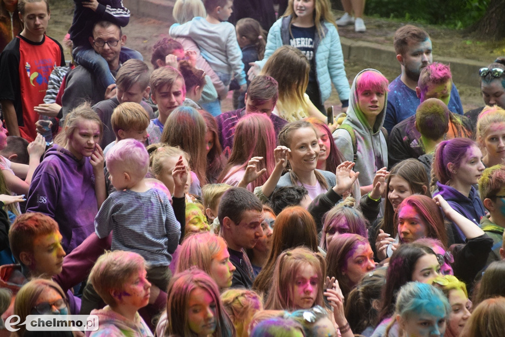 Totalne szaleństwo na Festiwalu Kolorów Holi