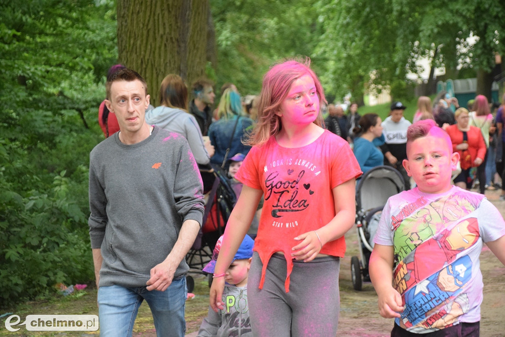 Totalne szaleństwo na Festiwalu Kolorów Holi