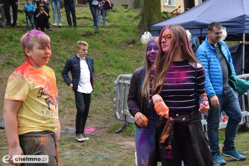Totalne szaleństwo na Festiwalu Kolorów Holi