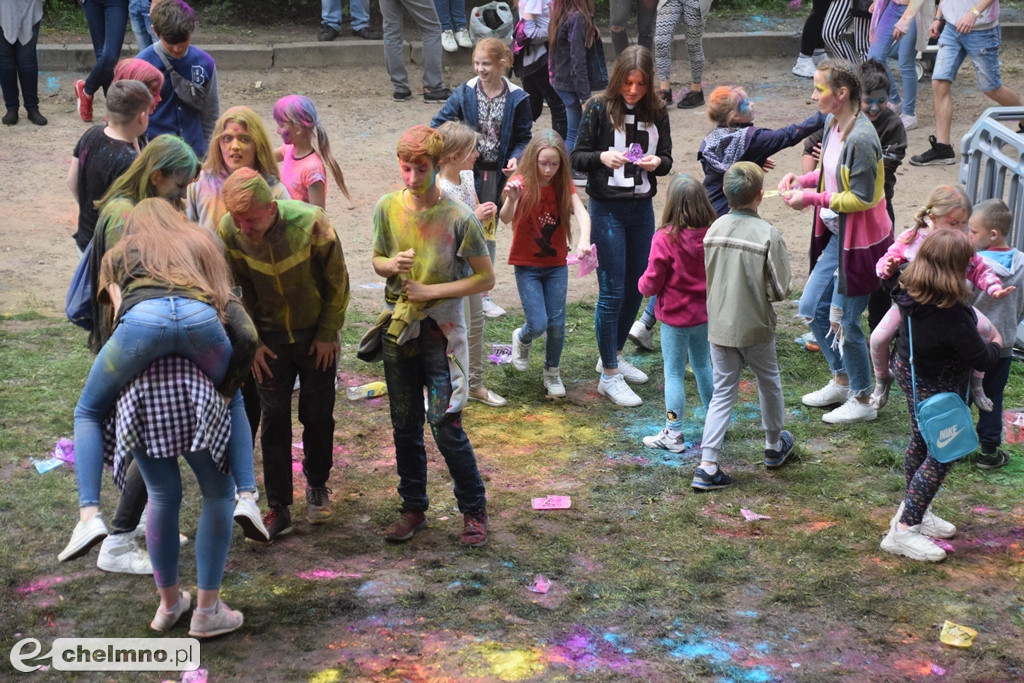 Totalne szaleństwo na Festiwalu Kolorów Holi