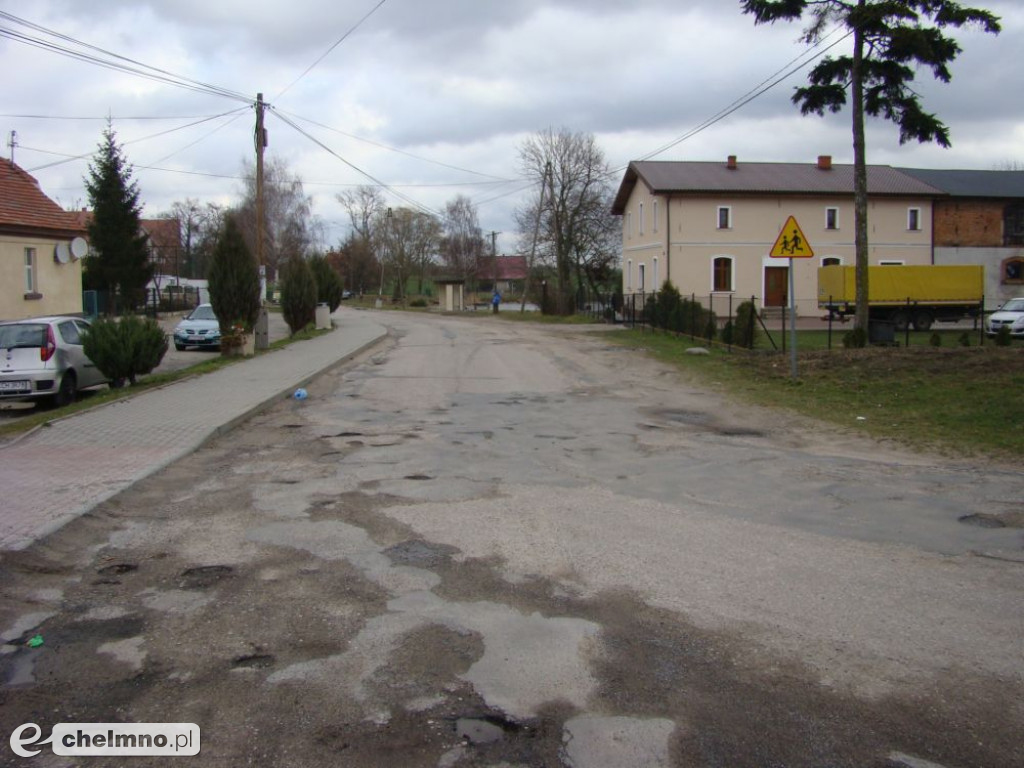 Umowa na przebudowę drogi Starogród: Kijewo Królewskie