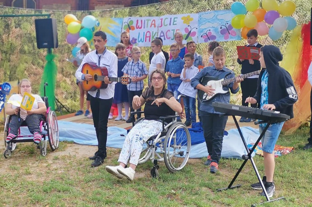 Witajcie wakacje! Przyjemnego wypoczynku życzymy