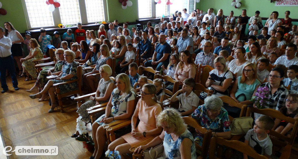 50 kadrów z czterech uroczystości zakończenia zajęć edukacyjnych