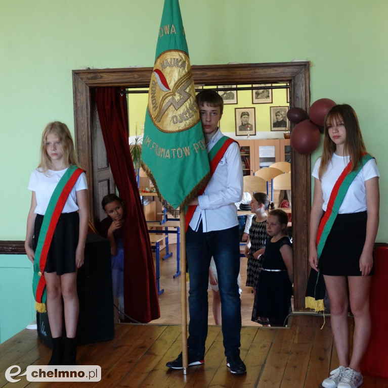 50 kadrów z czterech uroczystości zakończenia zajęć edukacyjnych