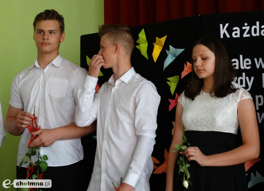 50 kadrów z czterech uroczystości zakończenia zajęć edukacyjnych