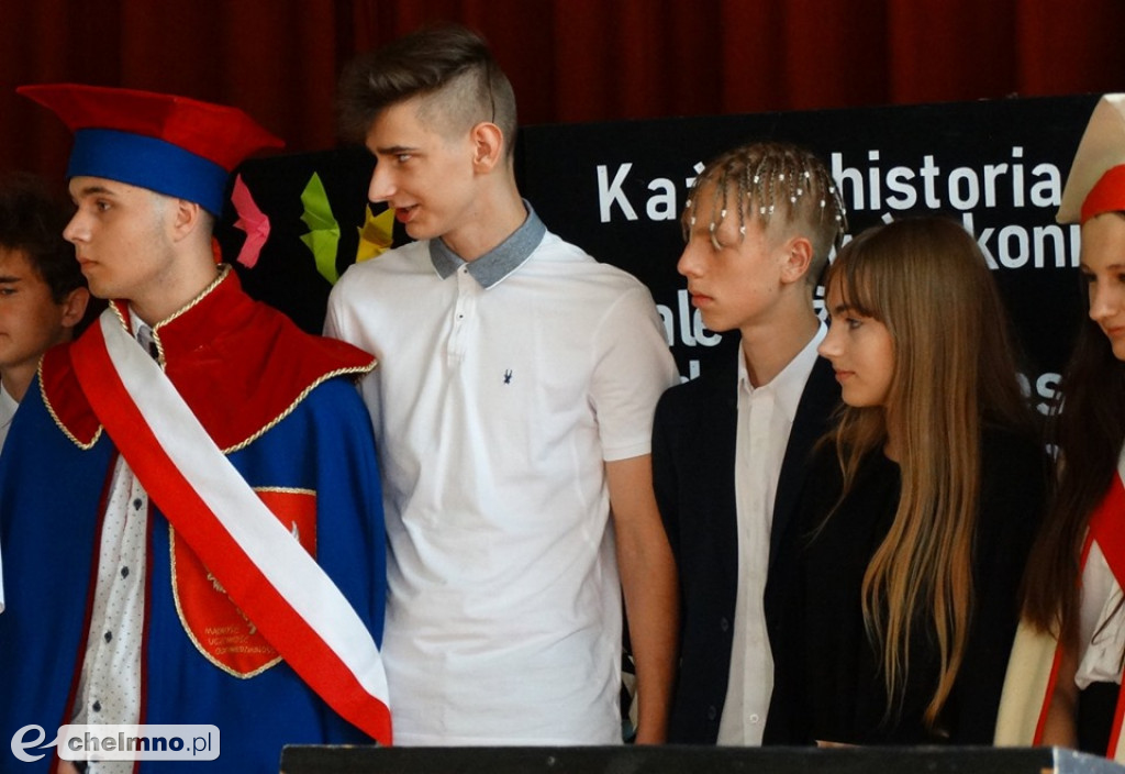 50 kadrów z czterech uroczystości zakończenia zajęć edukacyjnych