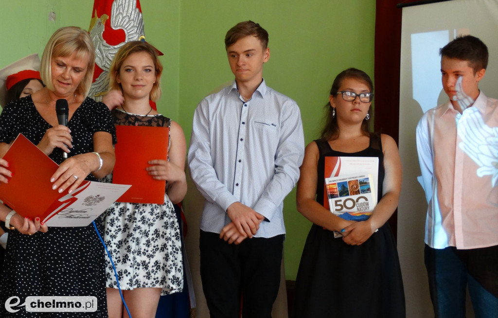 50 kadrów z czterech uroczystości zakończenia zajęć edukacyjnych