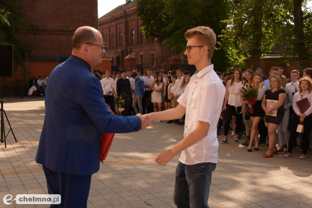 Rok szkolny 2018/2019 zakończony. Foto z ZS nr 2