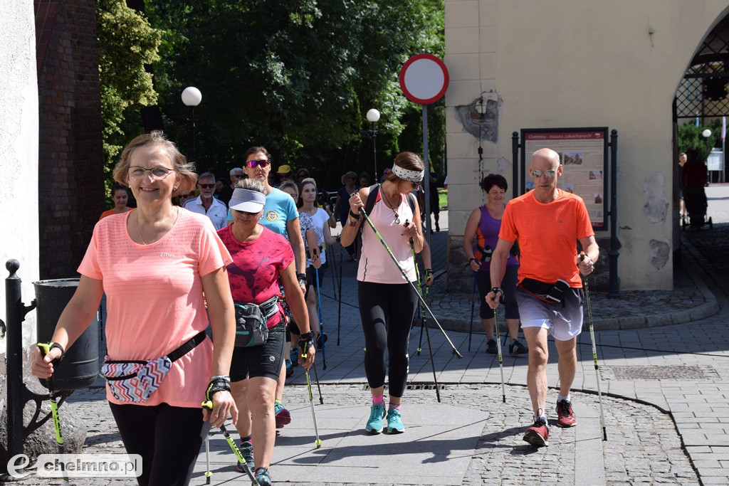  Grupa Nordic Walking spacerowała po Chełmnie
