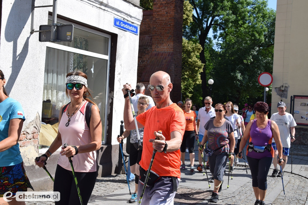  Grupa Nordic Walking spacerowała po Chełmnie