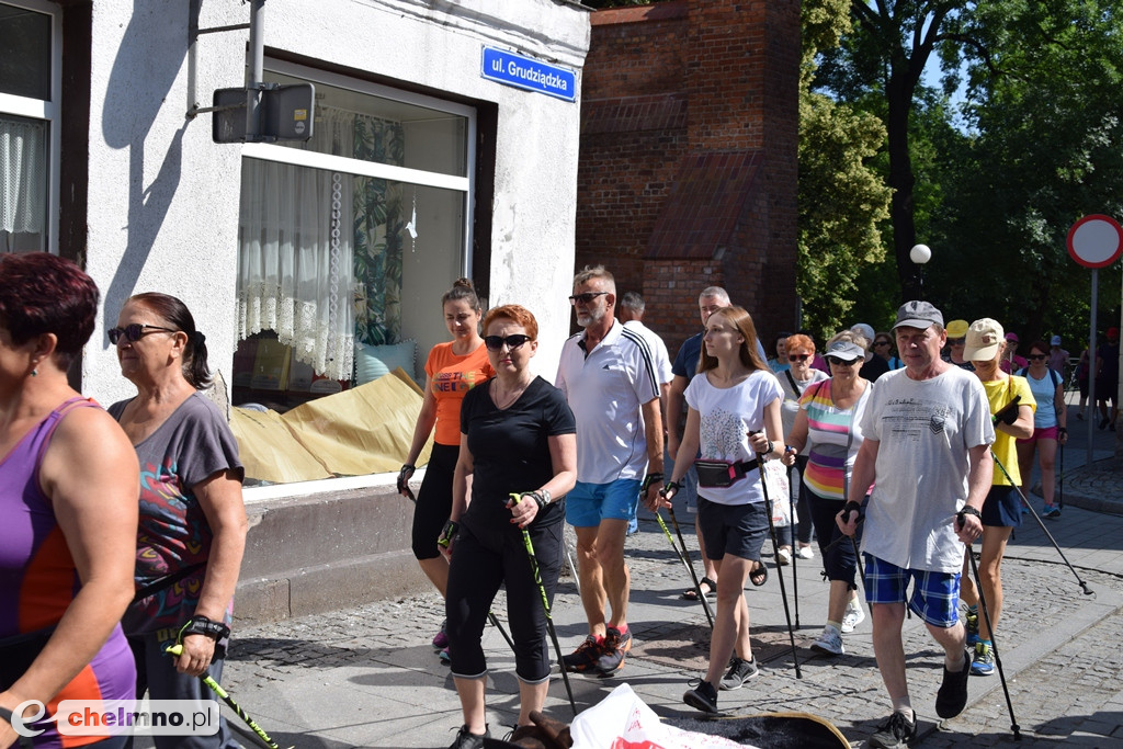  Grupa Nordic Walking spacerowała po Chełmnie