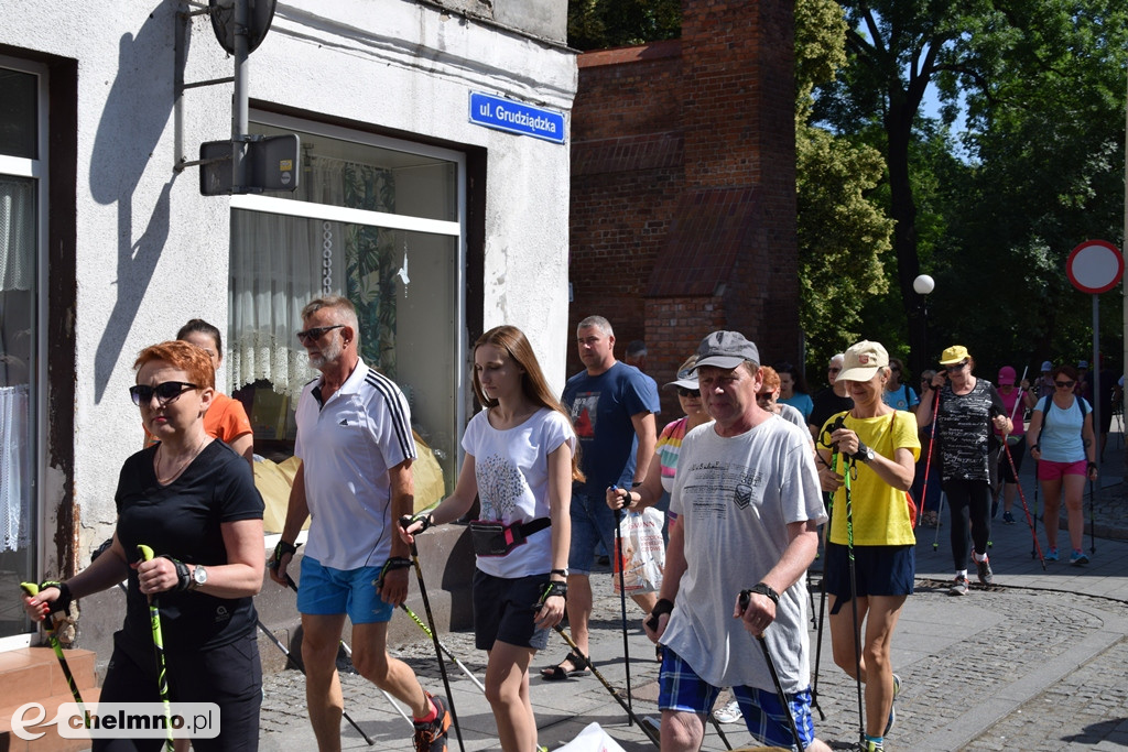  Grupa Nordic Walking spacerowała po Chełmnie