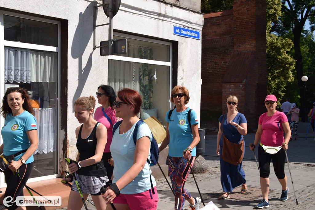  Grupa Nordic Walking spacerowała po Chełmnie