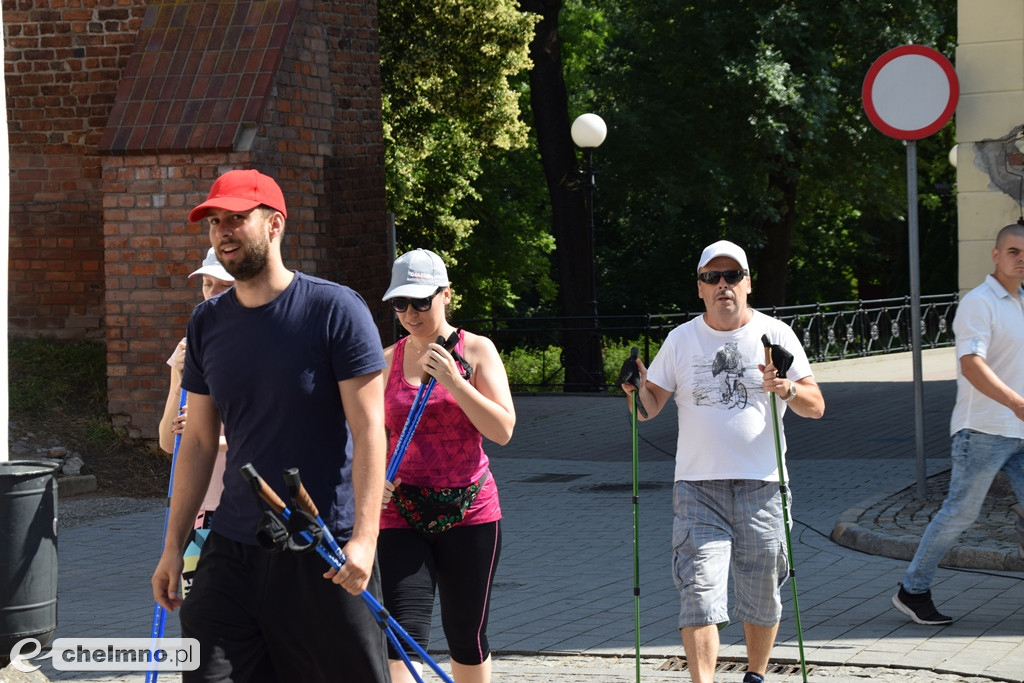  Grupa Nordic Walking spacerowała po Chełmnie
