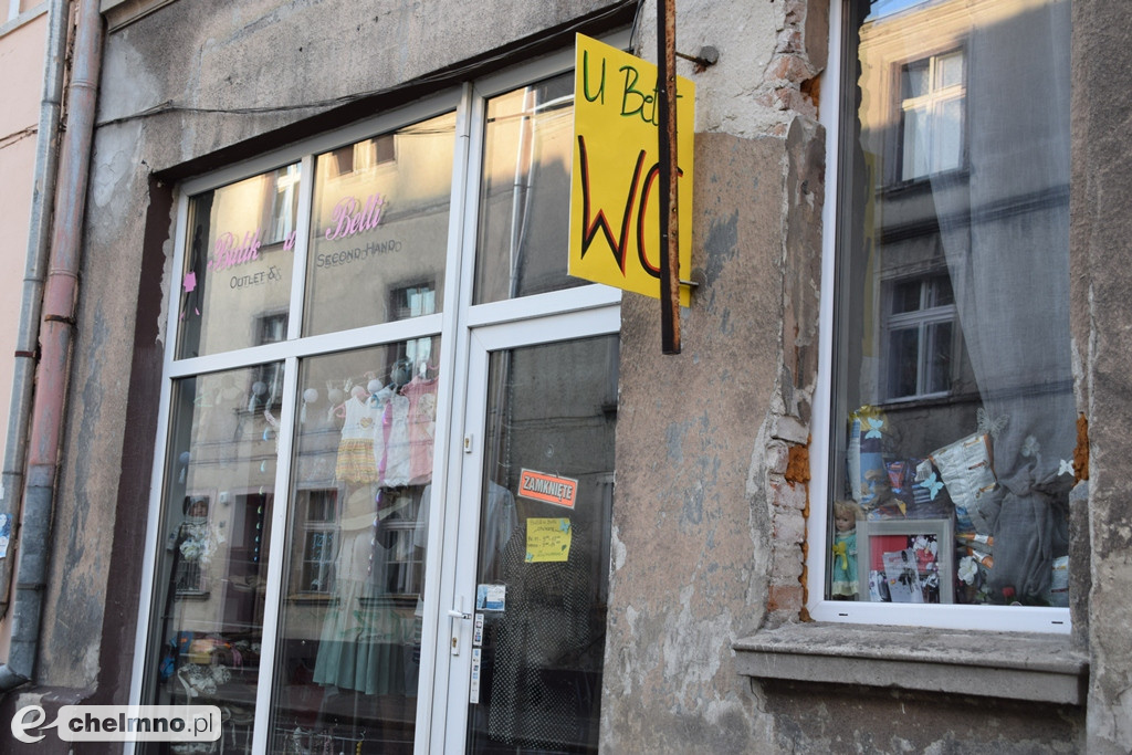 Widzieliście to? Co to ma być? Darmowa toaleta i picie?