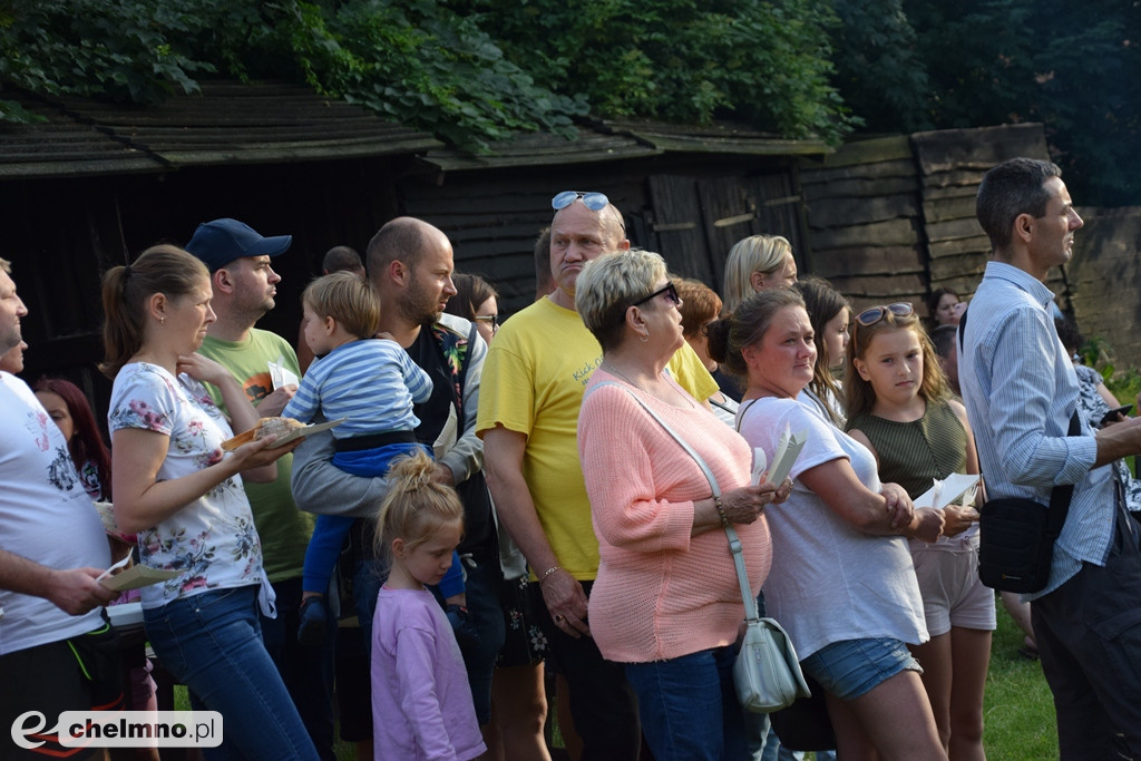  Pośpiewali i pojedli na kolacji z Rycerzami