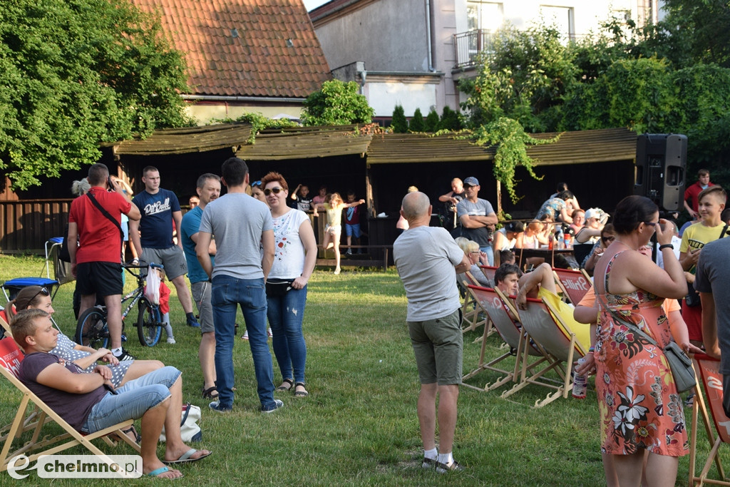  Pośpiewali i pojedli na kolacji z Rycerzami