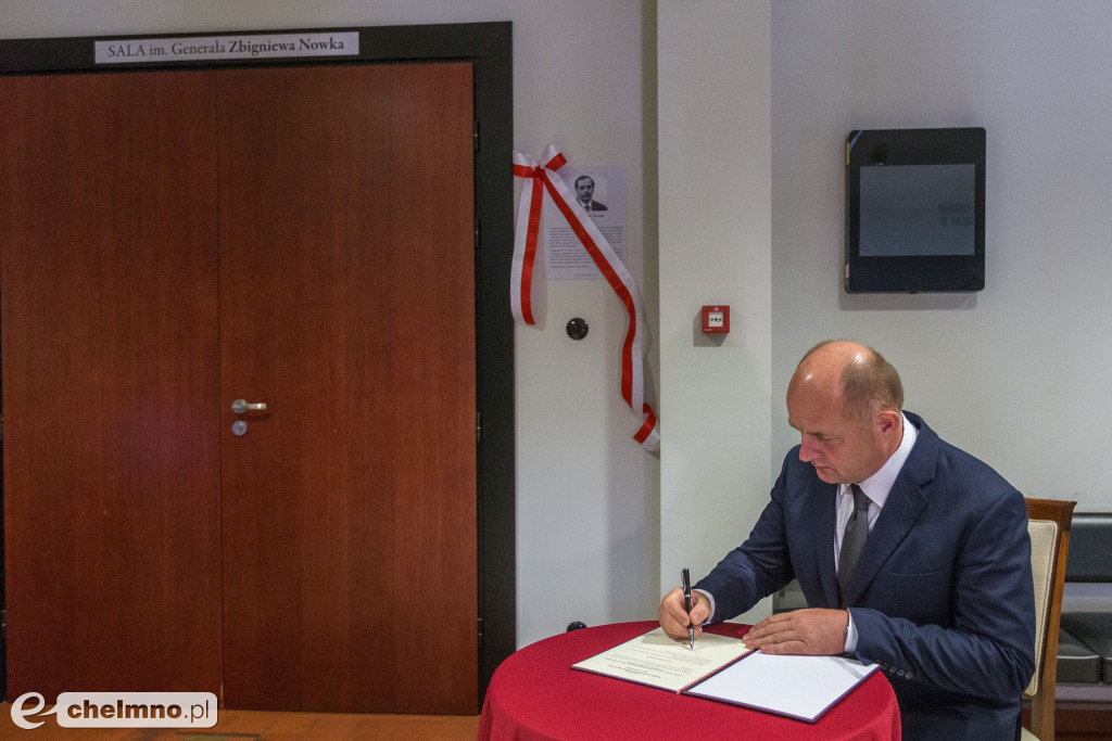 Zbigniew Nowek patronem sali w Urzędzie Marszałkowskim