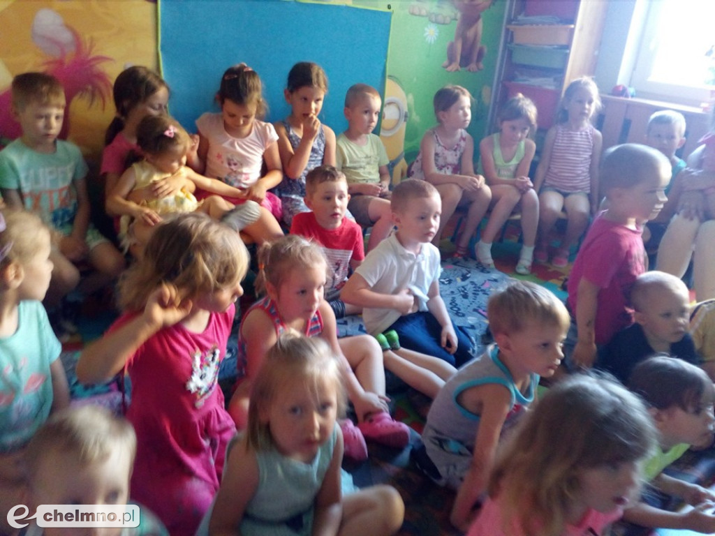 Policjanci z wizytą u przedszkolaków z Calineczki