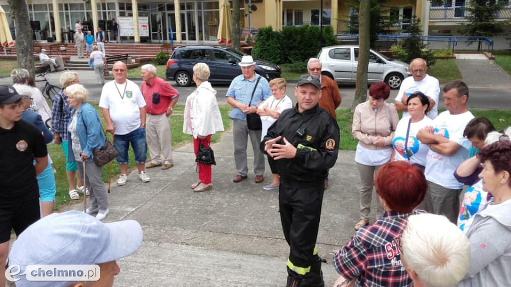 Seniorzy aktywnie spędzali czas i uczyli się pierwszej pomocy