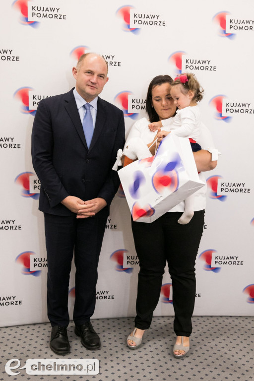 Aktywna mama, aktywny tata: pierwsi rodzice już z voucherami