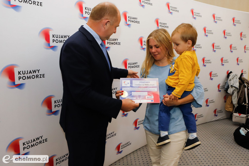 Aktywna mama, aktywny tata: pierwsi rodzice już z voucherami
