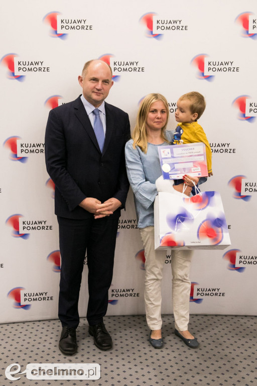 Aktywna mama, aktywny tata: pierwsi rodzice już z voucherami