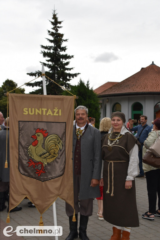 Barwny korowód i powitanie uczestników Jarmarku Jaszczurczego