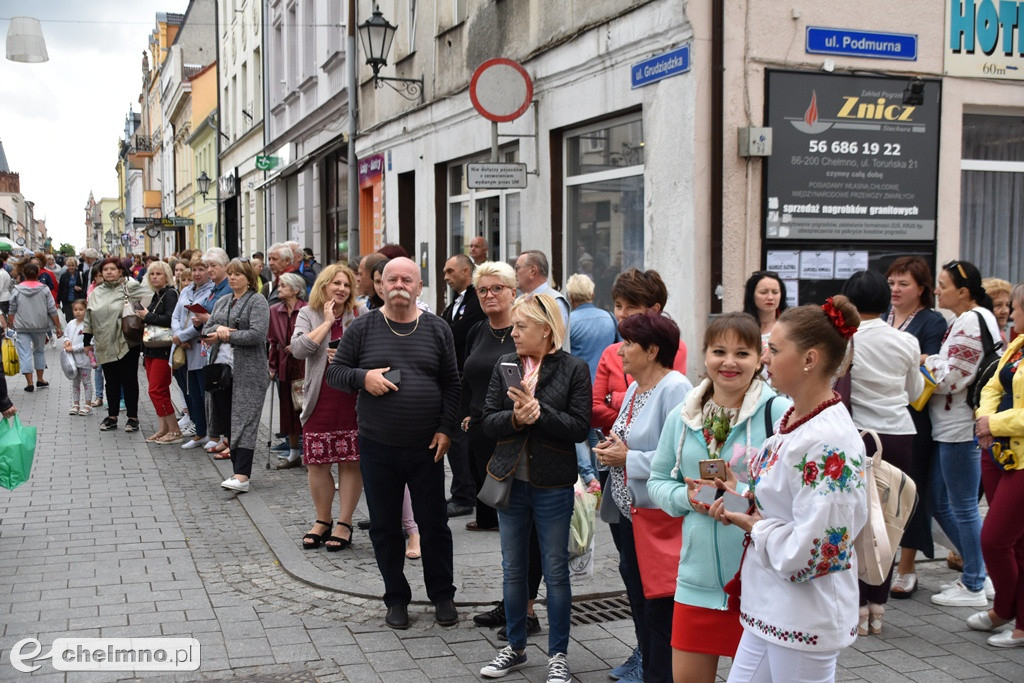 Barwny korowód i powitanie uczestników Jarmarku Jaszczurczego