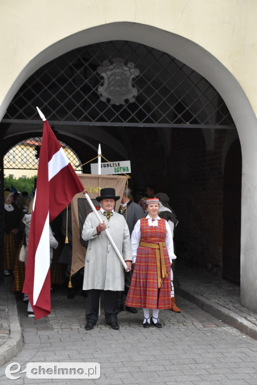 Barwny korowód i powitanie uczestników Jarmarku Jaszczurczego