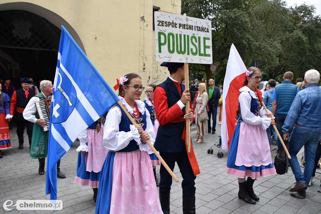 Barwny korowód i powitanie uczestników Jarmarku Jaszczurczego