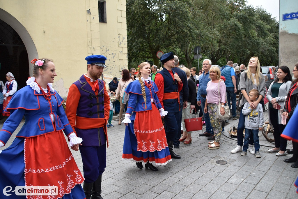 Barwny korowód i powitanie uczestników Jarmarku Jaszczurczego