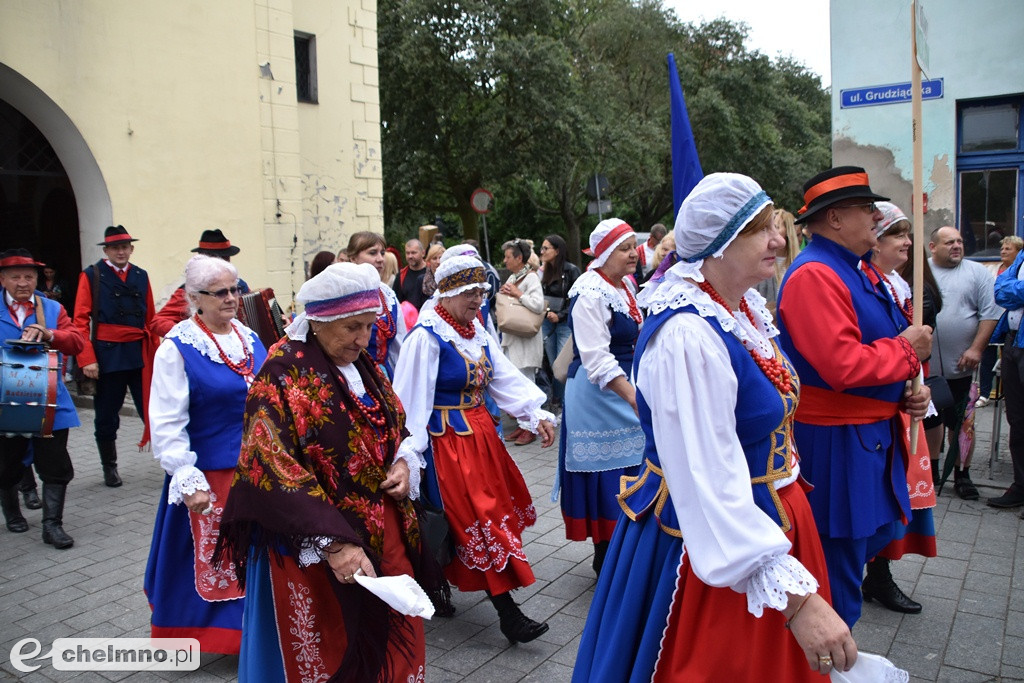 Barwny korowód i powitanie uczestników Jarmarku Jaszczurczego