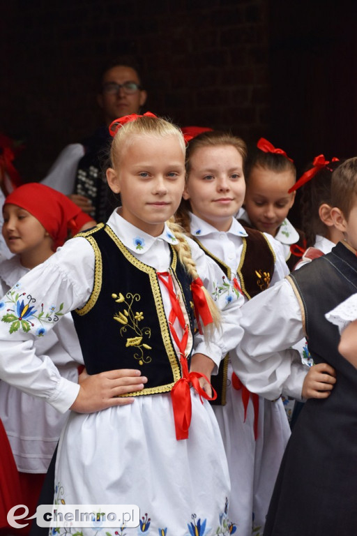 Barwny korowód i powitanie uczestników Jarmarku Jaszczurczego