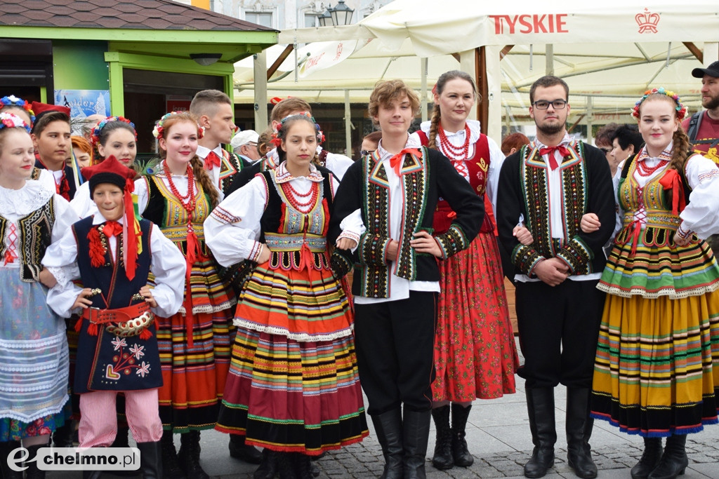 Barwny korowód i powitanie uczestników Jarmarku Jaszczurczego