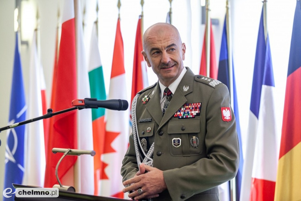 Polski generał nowym szefem ośrodka NATO