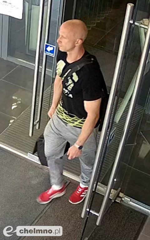 Policja szuka sprawcy kradzieży z włamaniem