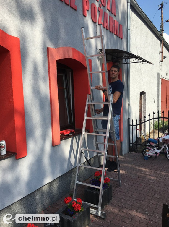 Strażacy w czynie społecznym pomalowali jednostkę
