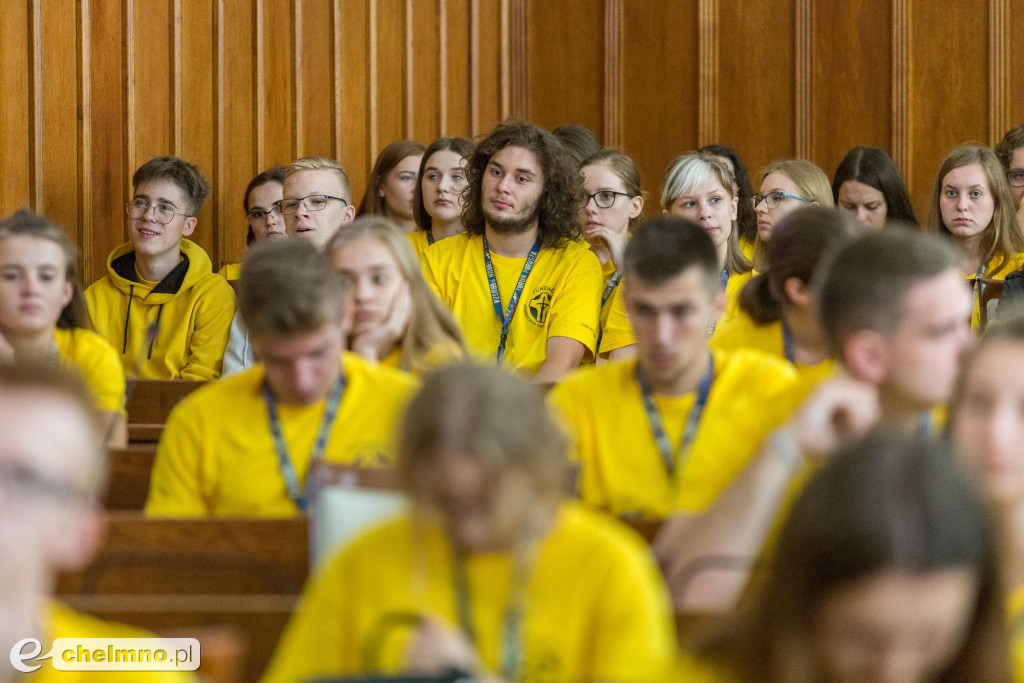 Stypendyści Fundacji Dzieło Nowego Tysiąclecia w UM
