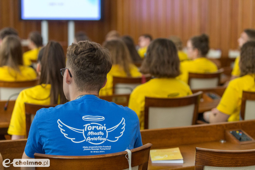 Stypendyści Fundacji Dzieło Nowego Tysiąclecia w UM