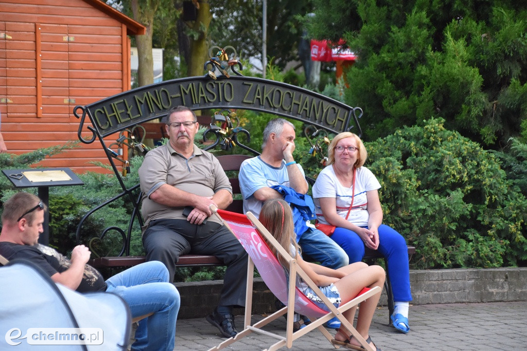 Plenerowe seanse pod chmurką: fajny pomysł