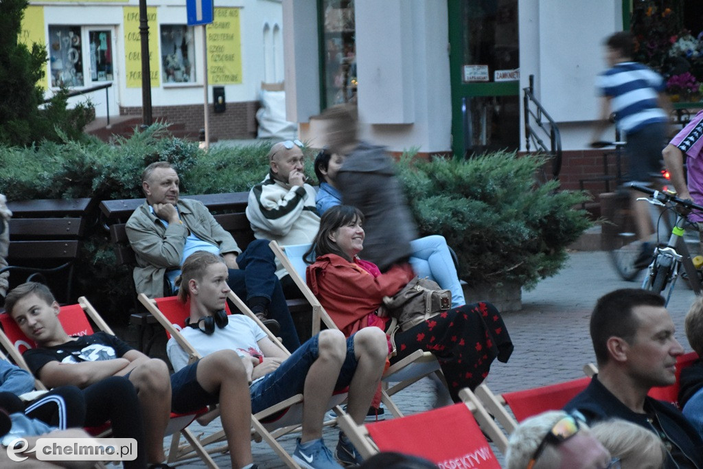 Plenerowe seanse pod chmurką: fajny pomysł
