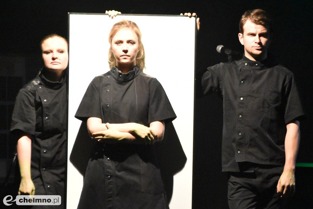 W Świętym Duchu wystąpił Teatr PAPAHEMA