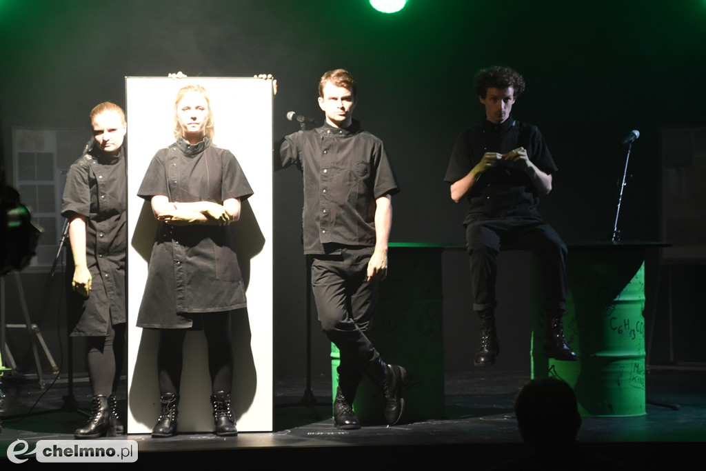 W Świętym Duchu wystąpił Teatr PAPAHEMA