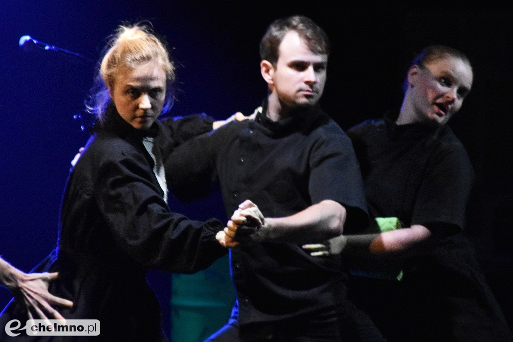 W Świętym Duchu wystąpił Teatr PAPAHEMA