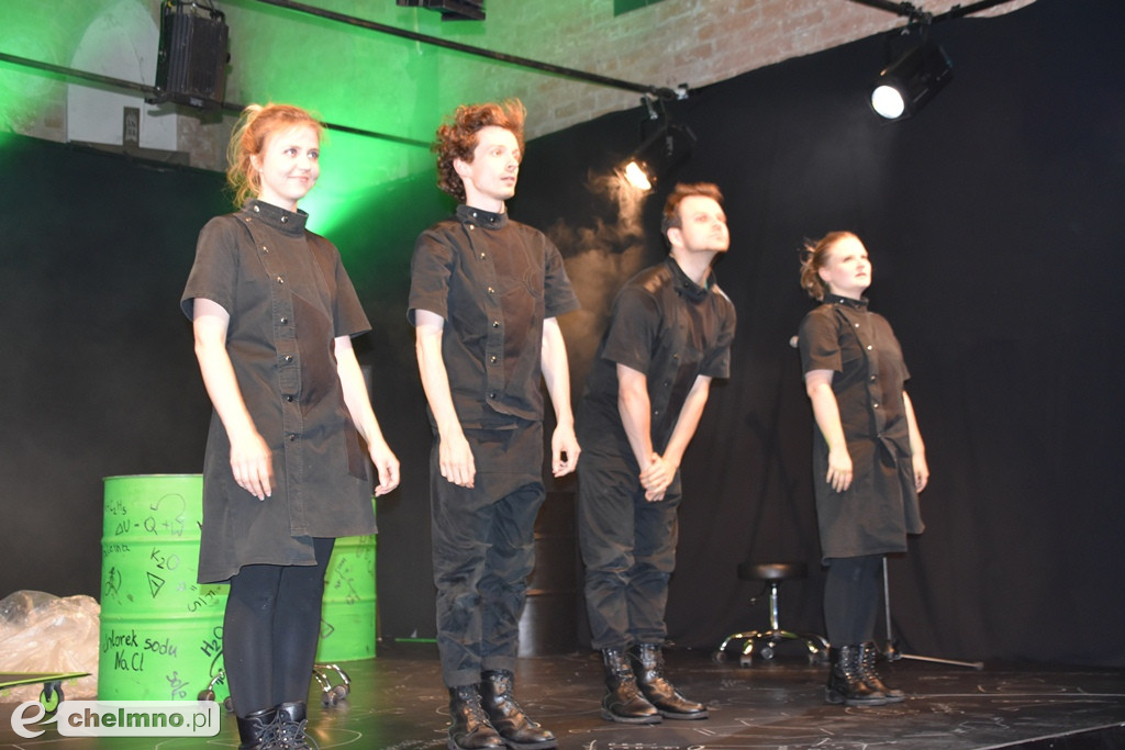 W Świętym Duchu wystąpił Teatr PAPAHEMA