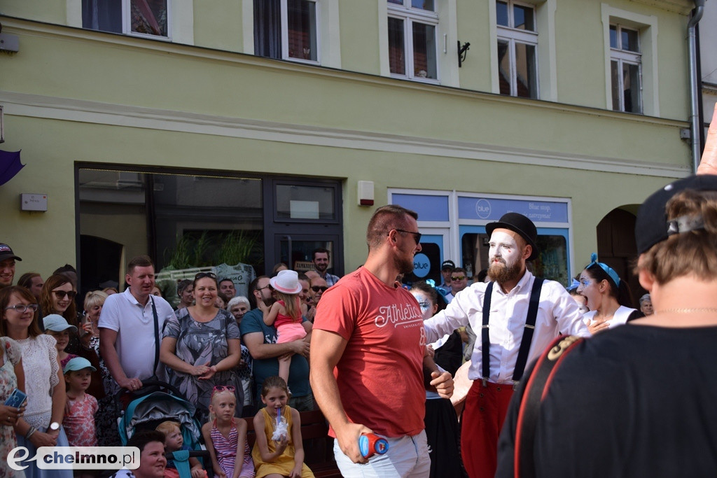 Aktorzy z A3 TEATR poznawali zmysły z publicznością