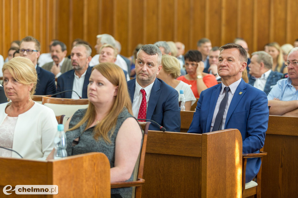 Nowe umowy RPO i PROW: polityka senioralna, biznes na wsi