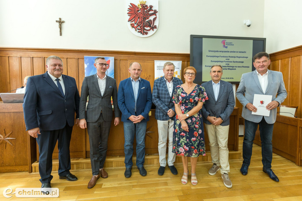 Nowe umowy RPO i PROW: polityka senioralna, biznes na wsi